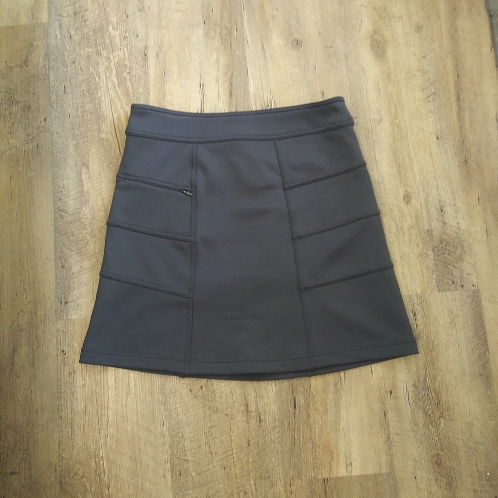 Athleta skirt